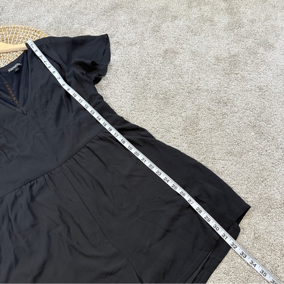 Express Women’s V-Neck Romper Shorts Chiffon Keyhole Back in Black 12 - Picture 11 of 14